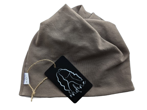 Ondine Hat for curly hair with polyester satin lining