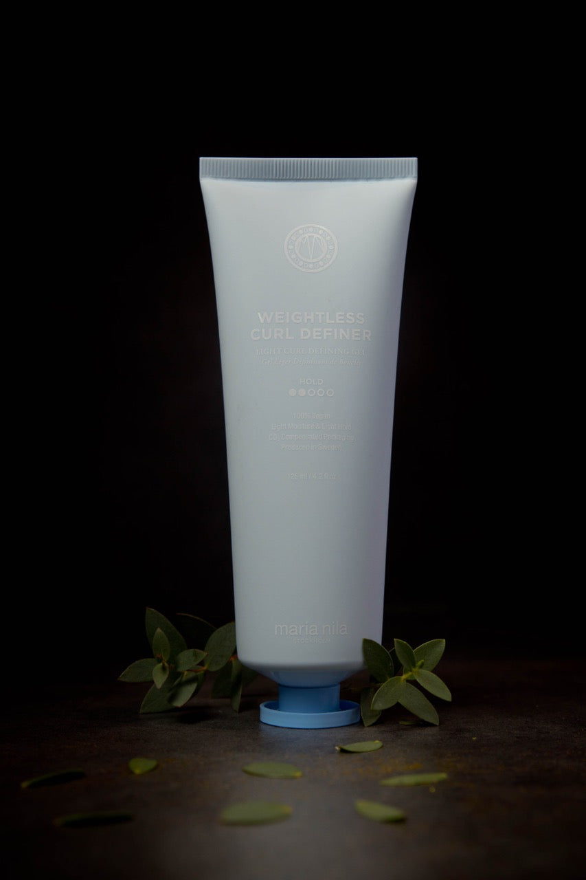 MARIA NILA Weightless Curl Definer