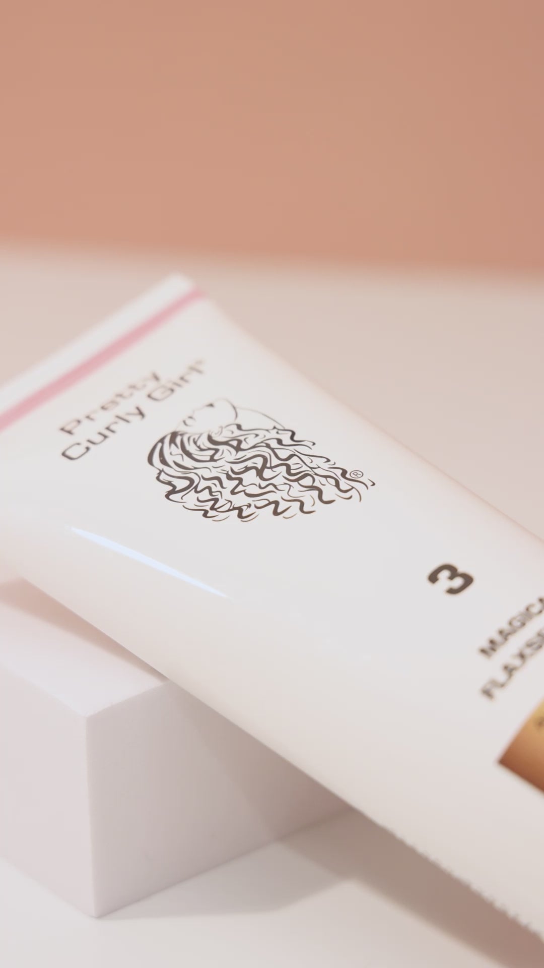 Load video: PRETTY CURLY GIRL Magical Flaxseed Gel