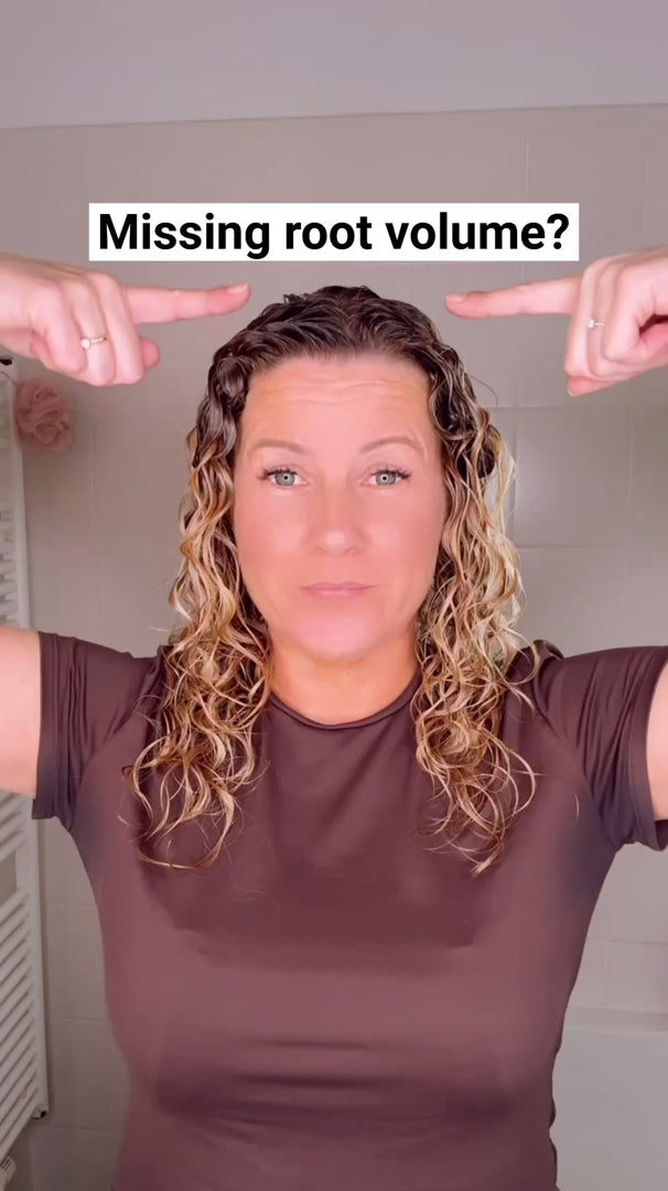 Ielādēt video: CURLY SECRET Volume+ Styling Foam